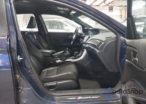 2016 Honda Accord Sport z USA, uszkodzony, nr VIN 1HGCR2F50GA121683